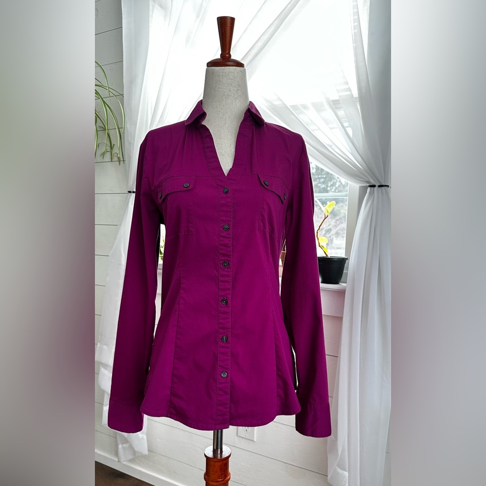 Express "The Essential" women's button-down shirt. Magenta 
Size: Medium